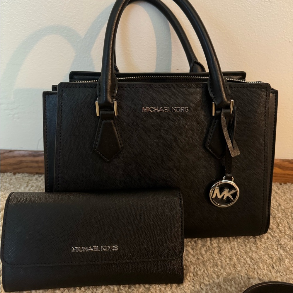 Micheal kors Sheila bag
